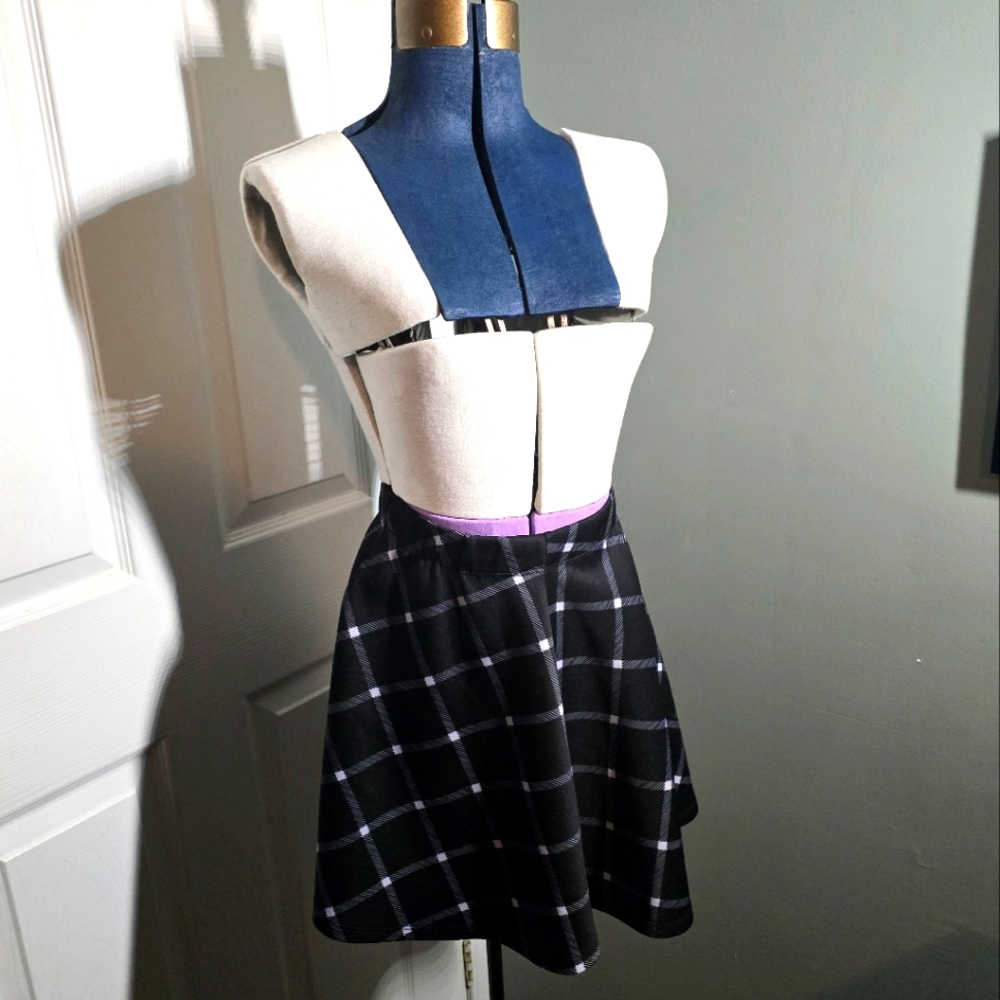 Black and White Checkered Pleated Skirt